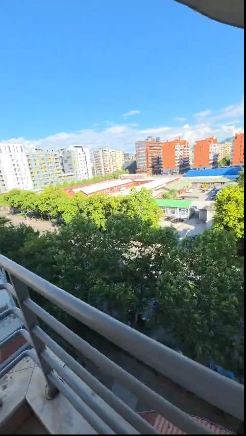 Tirane, shitet nga Pronari, pa-komision apartament 2+1+Ballkon Kati 6, 97 m² 187.000 € (Rruga e Kavajes)