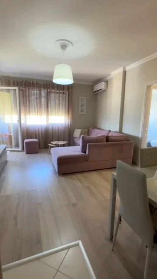 Tirane, jepet me qera apartament 1+1 Kati 6, 68 m² 600 € 