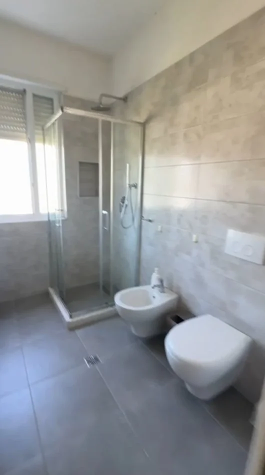 Tirane, jepet me qera apartament 1+1 Kati 6, 68 m² 600 € 
