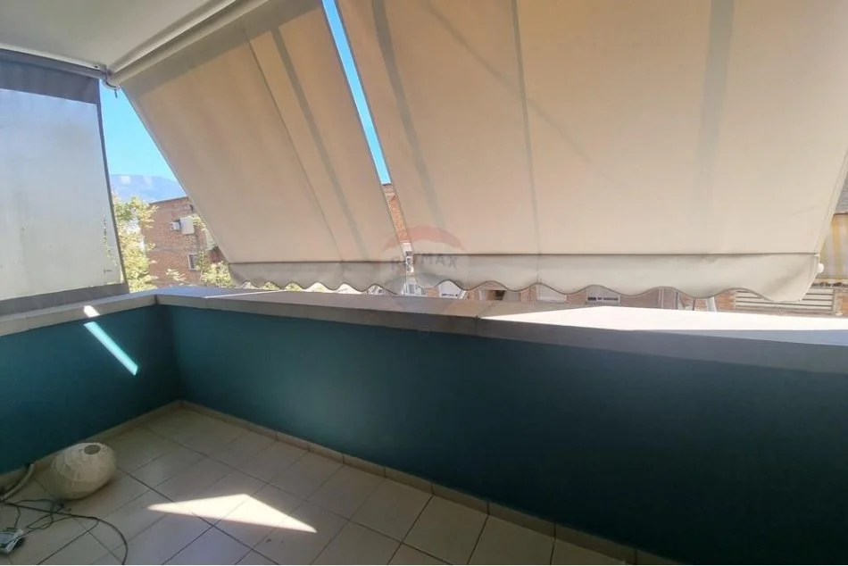 Tirane, shitet apartament 2+1+Ballkon Kati 4, 136 m² 272.000 € (Materniteti i Ri)