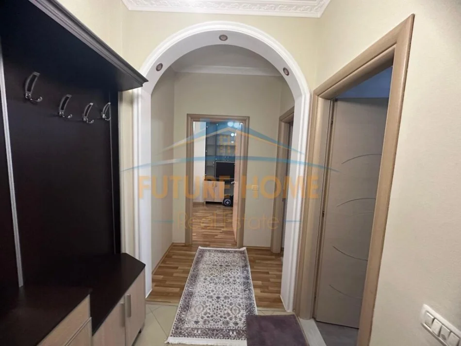 Tirane, jepet me qera apartament 2+1 Kati 2, 102 m² (Selvia)