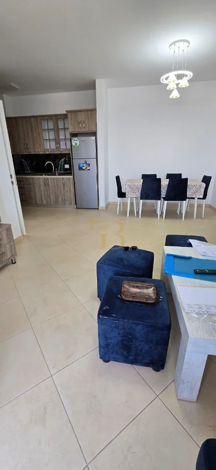 Tirane, shitet apartament 3+1+Ballkon Kati 8, 135 m² 260.000 € (Shkolla Bashkuar)