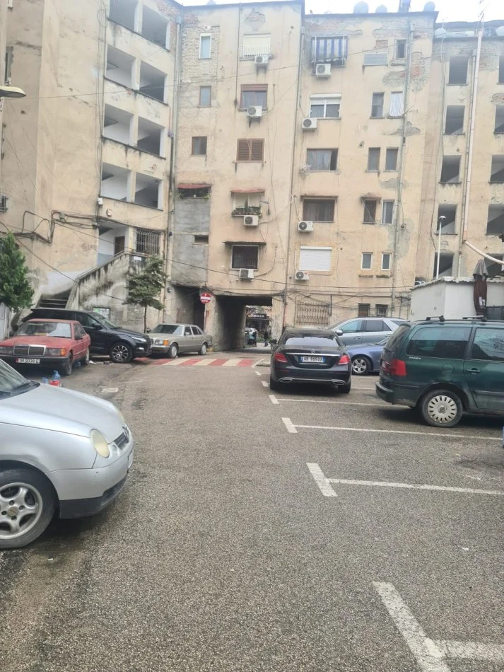 Tirane, shitet apartament 1+1+Ballkon Kati 2, 58 m² 115.000 € (BRRYLI)