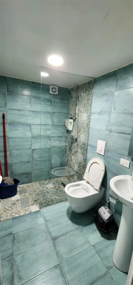 Durres, shitet apartament duplex Dublex Kati 0, 200 m² 200.000 € 