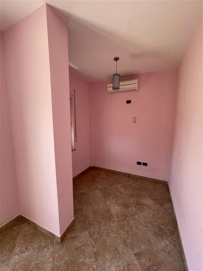 Durres, shitet apartament 2+1 Kati 3, 75 m² (3 min larg plazhit)