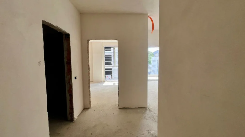 SHITET: 1+1📍Kopshti Zologjik (Kompleksi Mateo 2) - 160,000€ - Sp.82m² - Orientim Plot Diell: Jug🌞 ||  Prane Liqenit Artificial - Zone Elitare✨️