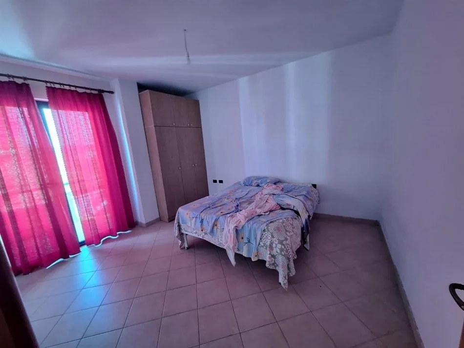 Durres, shitet apartament 1+1 Kati 4, 68 m² 55,000 € (Miami,Golem)