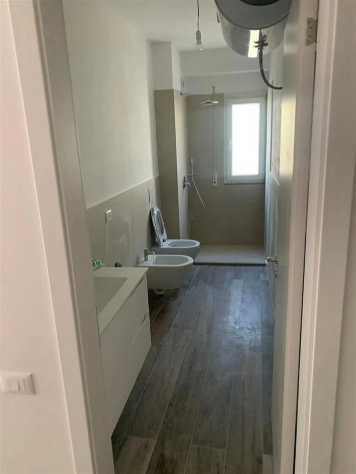 Durres, shitet apartament 2+1 , 97 m² 