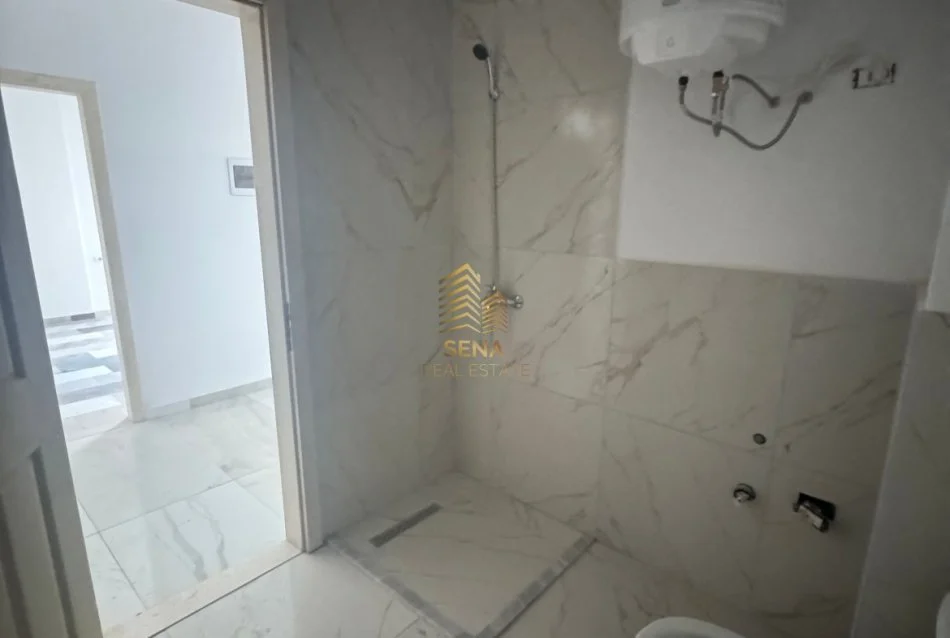 Tirane, shitet apartament 2+1+Ballkon Kati 4, 115 m² 149.000 € (Casa Italia)