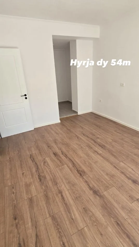 Tirane, shitet apartament 1+1+Ballkon Kati 7, 54 m² 115.000 € (Don Bosko, afer Viva Market)