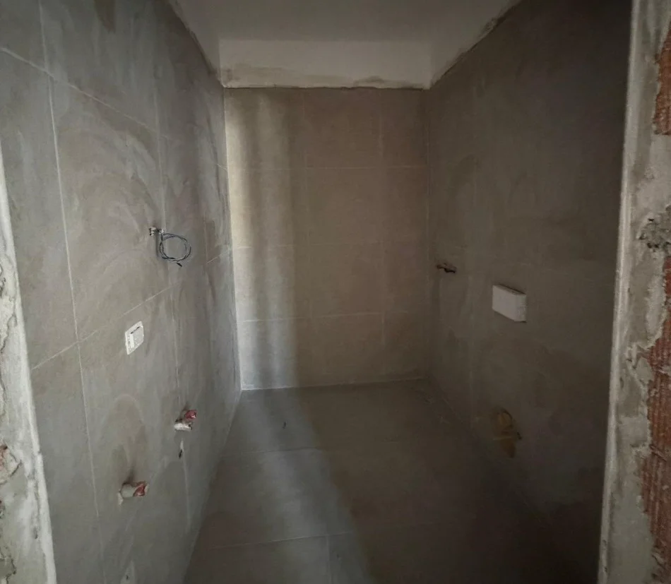 shitet 1+1+Ballkon , 71 m² 180.000 €