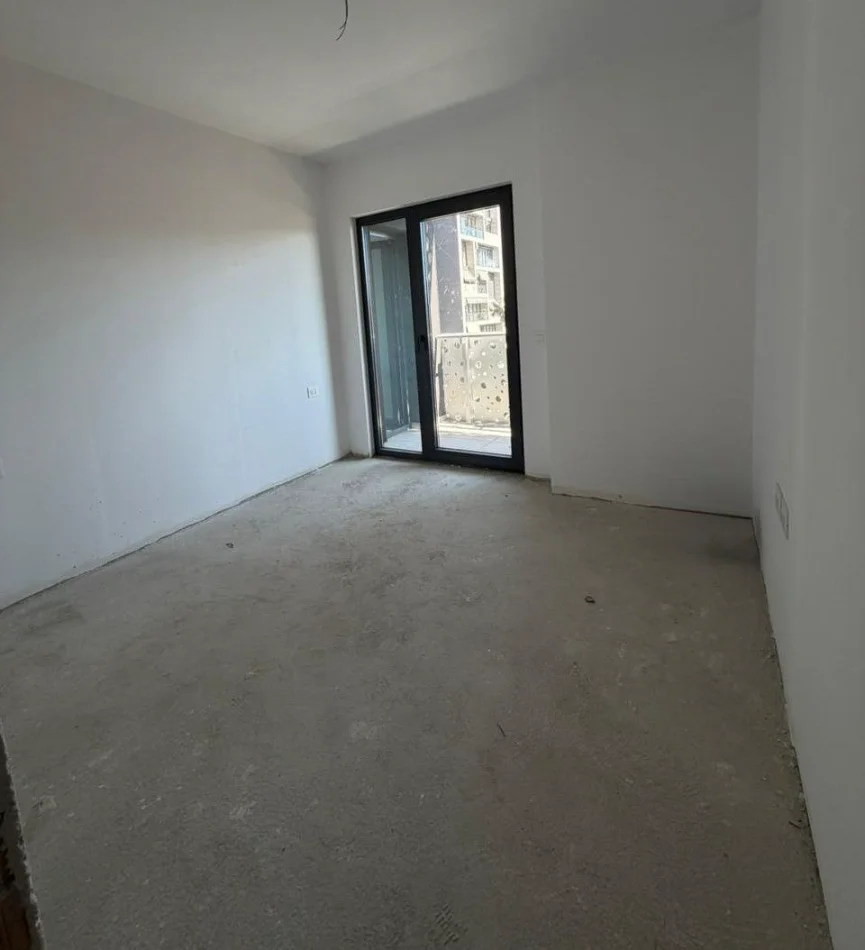 shitet 1+1+Ballkon , 71 m² 180.000 €