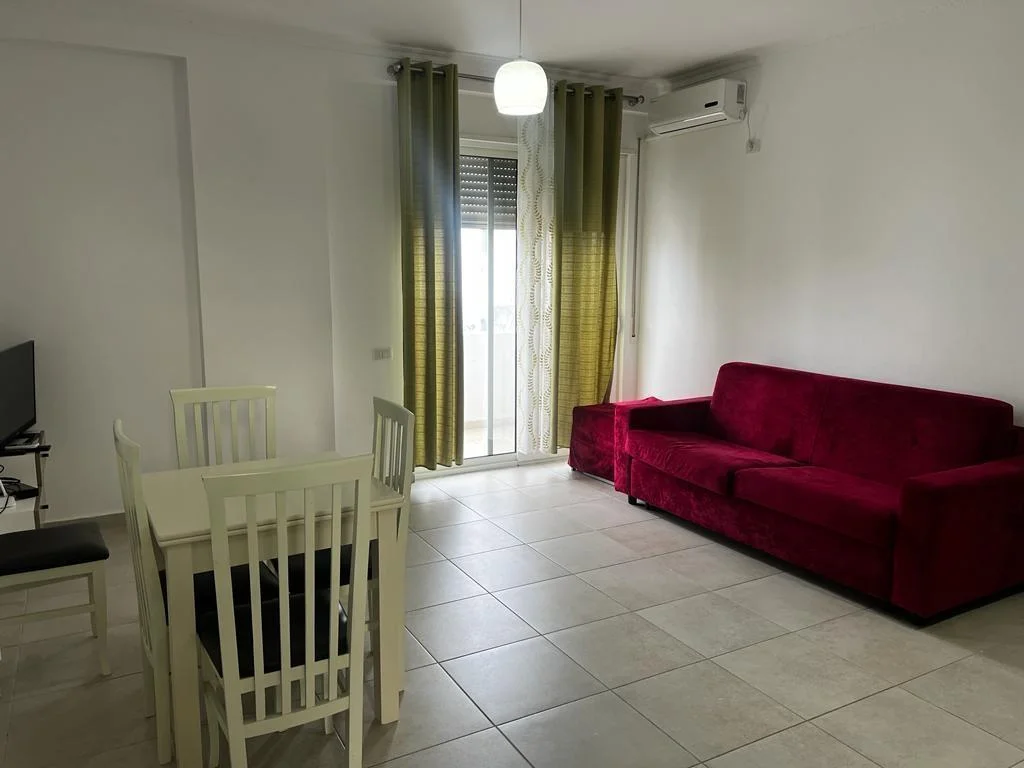 Shitet, Apartament 1+1, Gjiri i Lalzit.