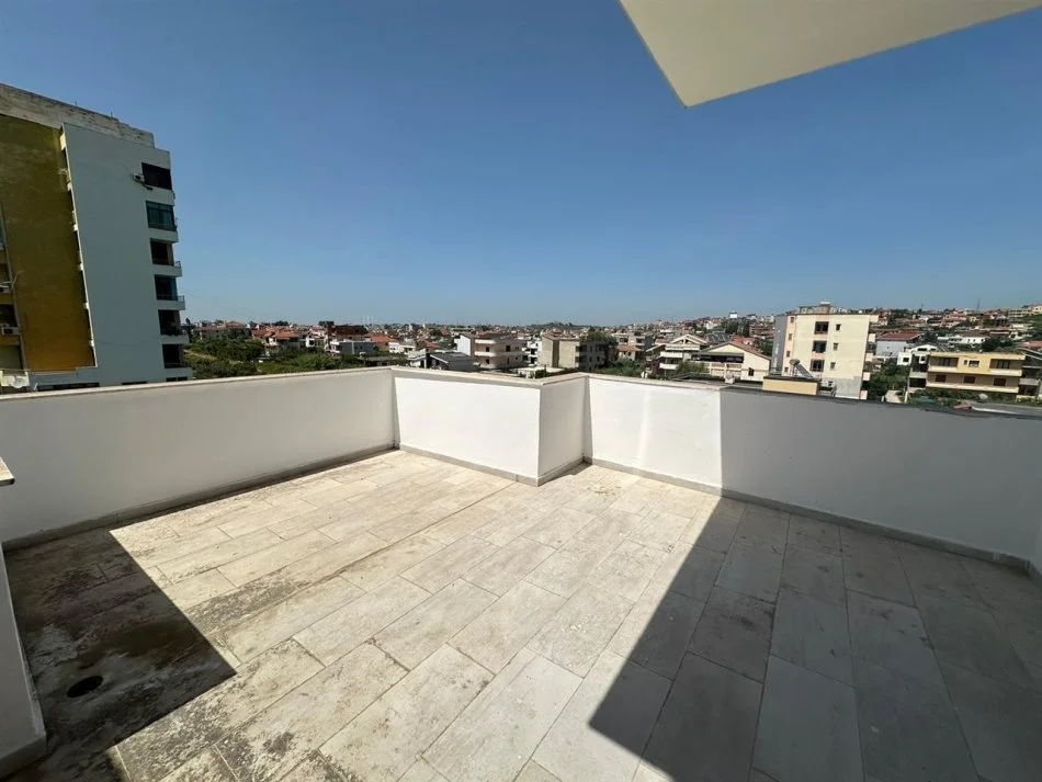 Durres, shitet apartament 1+1+Ballkon Kati 3, 80 m² 76.000 € (ILIRIA PLAZH)