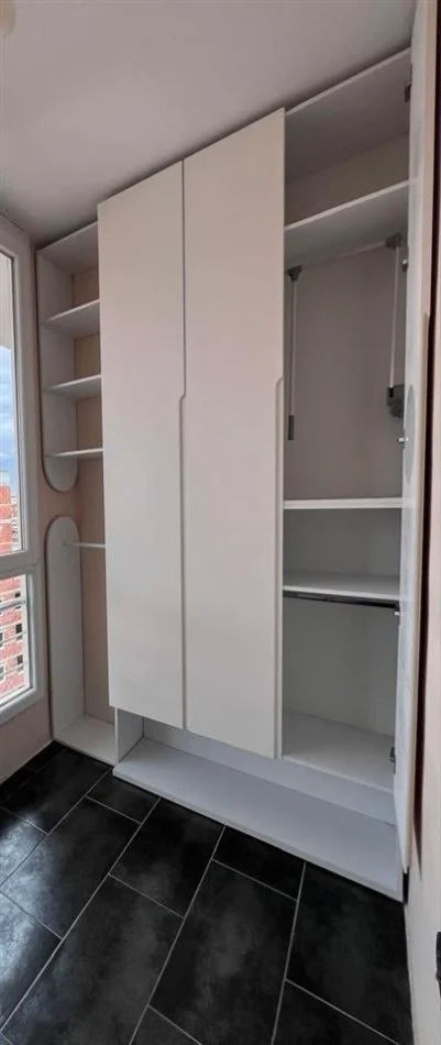 Tirane, shitet apartament 1+1 Kati 8, 87 m² 113.000 € (Yzberisht)