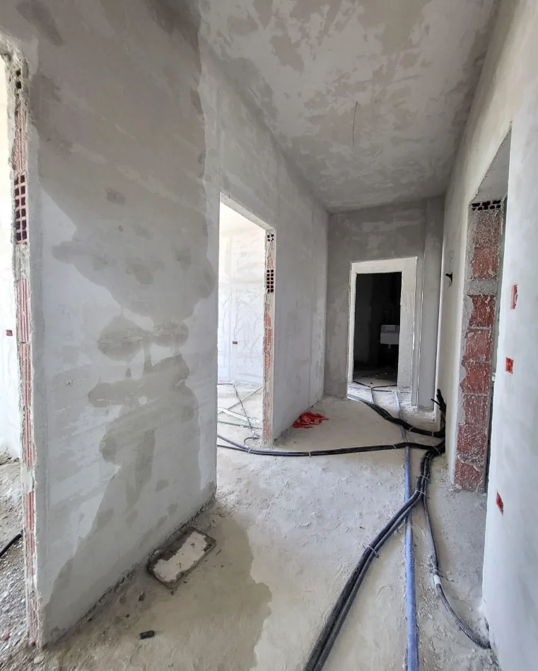 Tirane, shitet apartament 2+1 Kati 2, 116 m² 180.000 € (BULEVARDI RI)