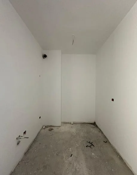 Tirane, shitet apartament 2+1 Kati 8, 109 m² 175.000 € (RRUGA SIRI KODRA)