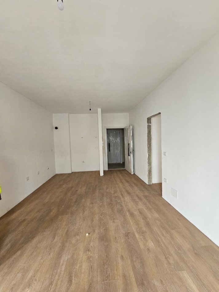 Tirane, shitet apartament 2+1 Kati 7, 95 m² 130.000 € (TIRANA ENTRY 2)