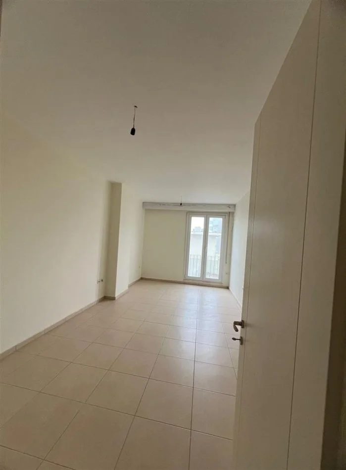 Durres, shitet apartament 2+1 Kati 6, 109 m² 218.000 € (SHKEMBI KAVAJES)