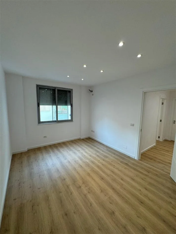Tirane, shitet apartament 2+1 Kati 3, 100 m² 175.000 € (Kodra Diellit)