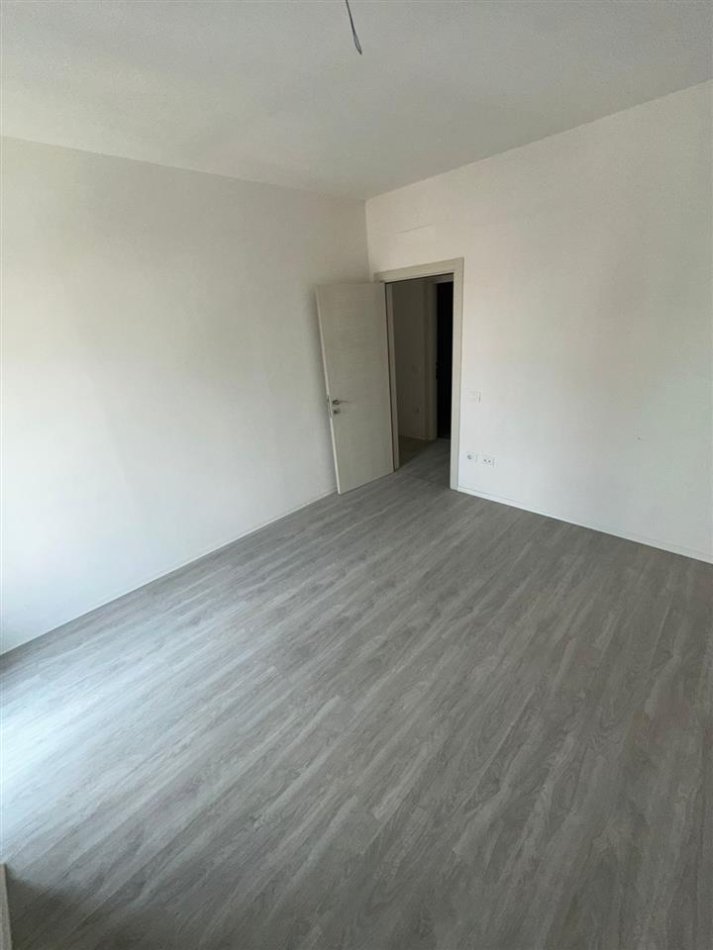 Tirane, shitet apartament 2+1 Kati 4, 109 m² 135.750 € (tek teodor Keko)
