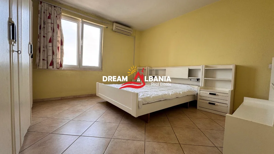 Tirane, shes apartament 2+1+Ballkon Kati 8, 106 m² 220.000 € (Prane Zyrat e Punes)