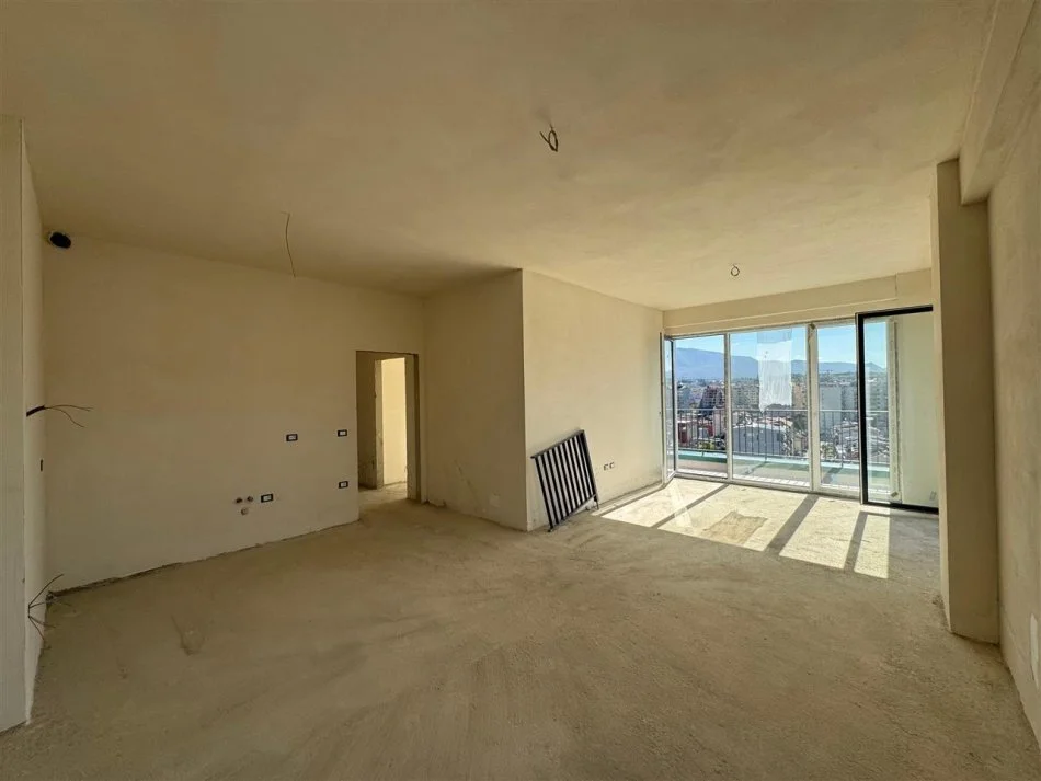 Tirane, shes 3+1+Ballkon Kati 10, 138 m² 570.000 € 