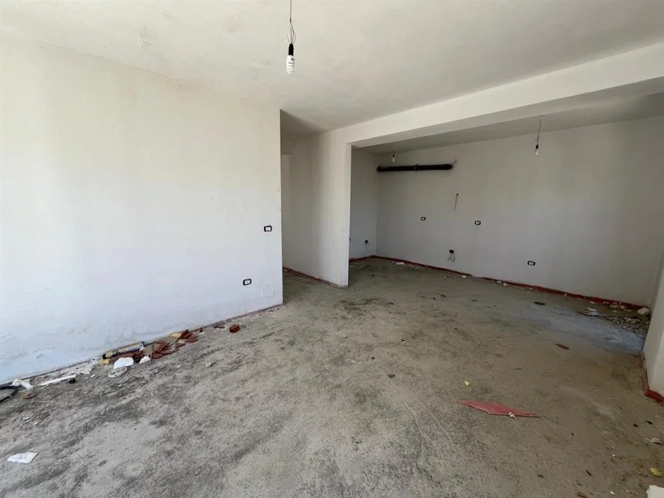 Tirane, shitet apartament 3+1+Aneks+Ballkon Kati 4, 155 m² 230.000 € (Kodra Diellit)