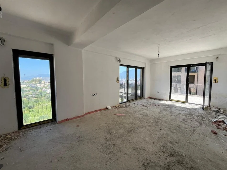 Tirane, shitet apartament 3+1+Aneks+Ballkon Kati 4, 155 m² 230.000 € (Kodra Diellit)