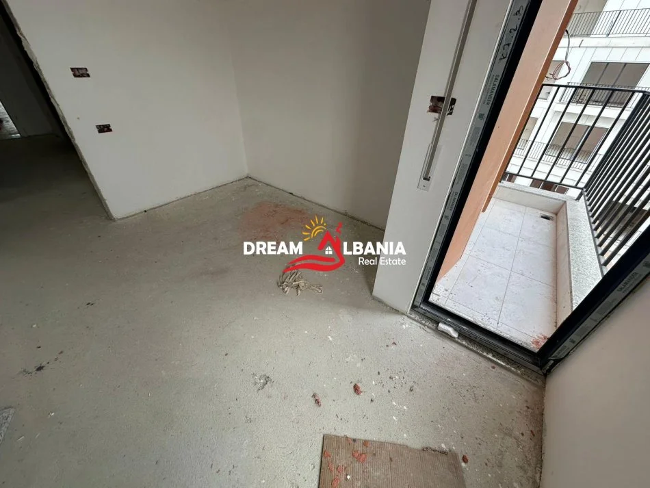 Tirane, shitet apartament 3+1 , 237 m² 350.000 €
