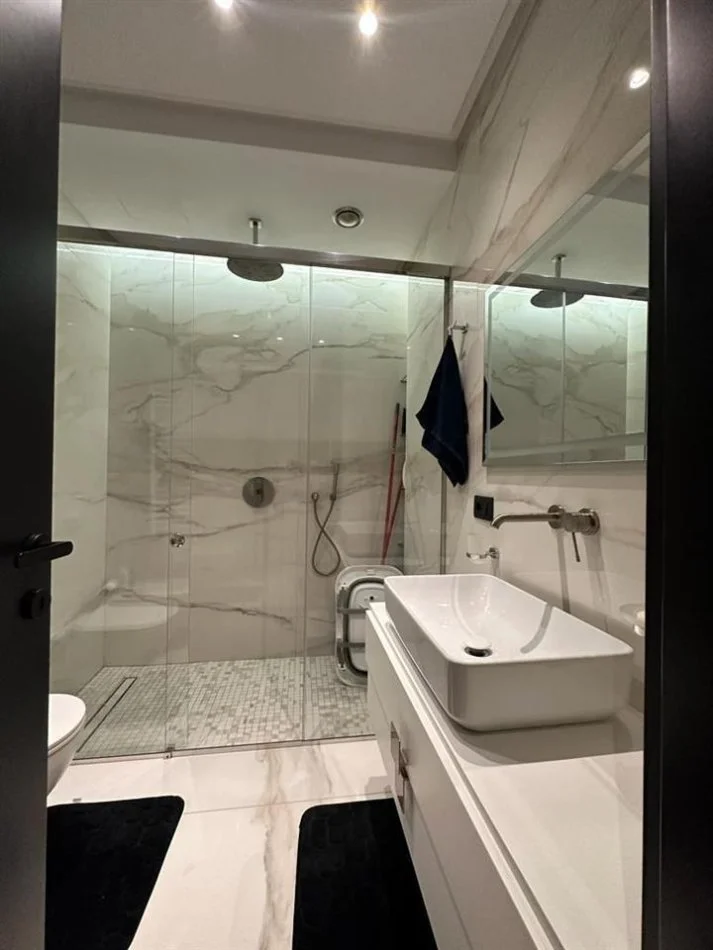 Tirane, shitet apartament 2+1 Kati 5, 146 m² 500.000 € (tek Kompleksi Delijorgji)