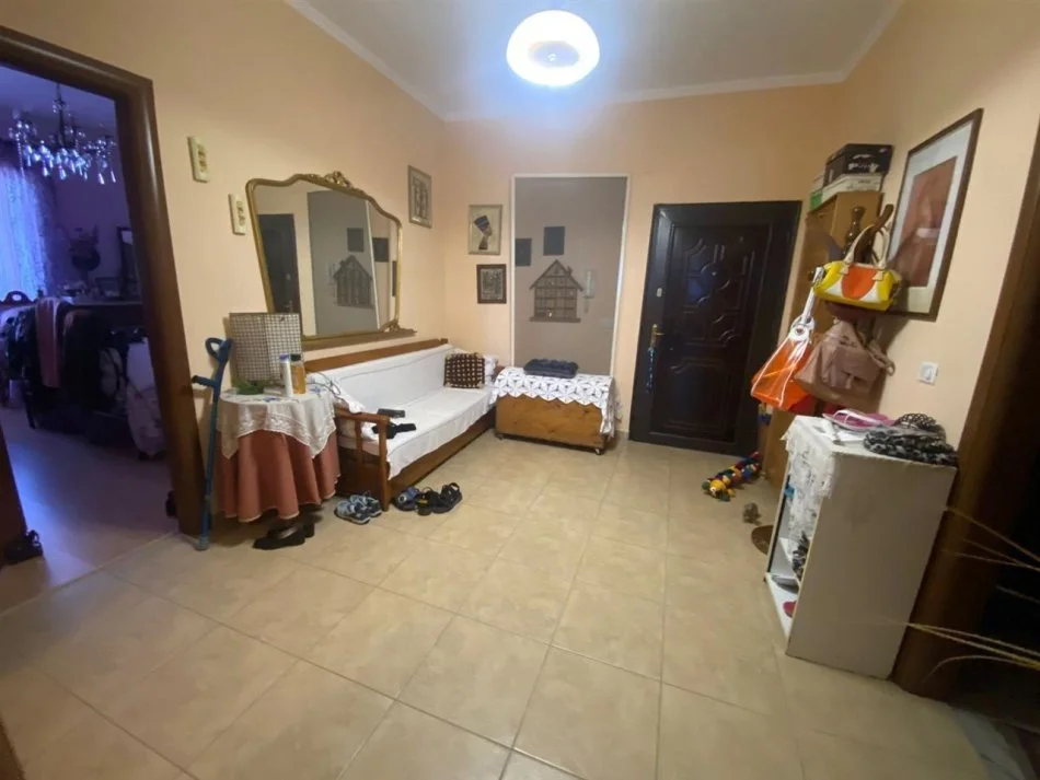 Durres, shitet apartament+verande | Penthouse 2+1+Aneks+Ballkon Kati 9, 160 m² 135.000 € (PAVARESIA ILIRIA PLAZH)