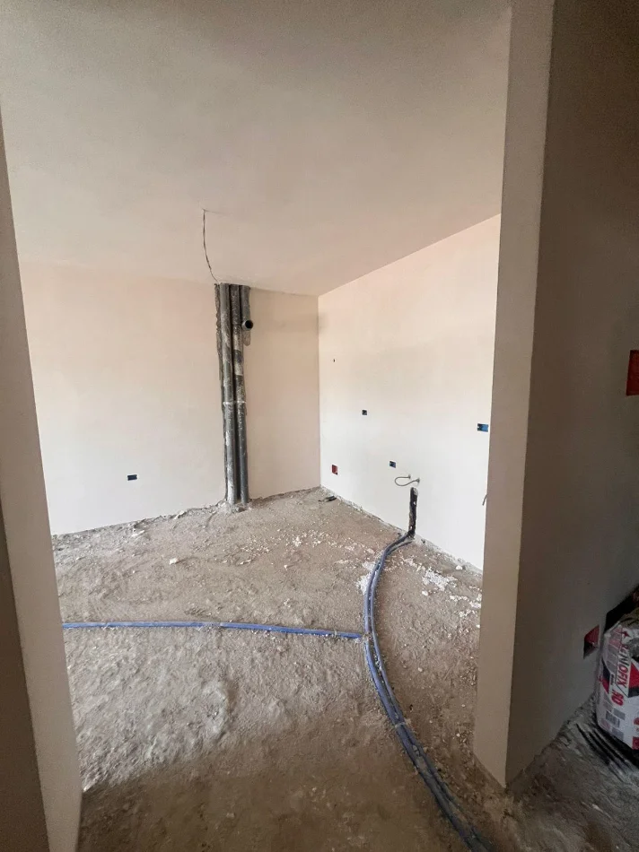 Tirane, shitet apartament 1+1 Kati 2, 79 m² 75.000 € (PLATINIUM 2 PASKUQAN)