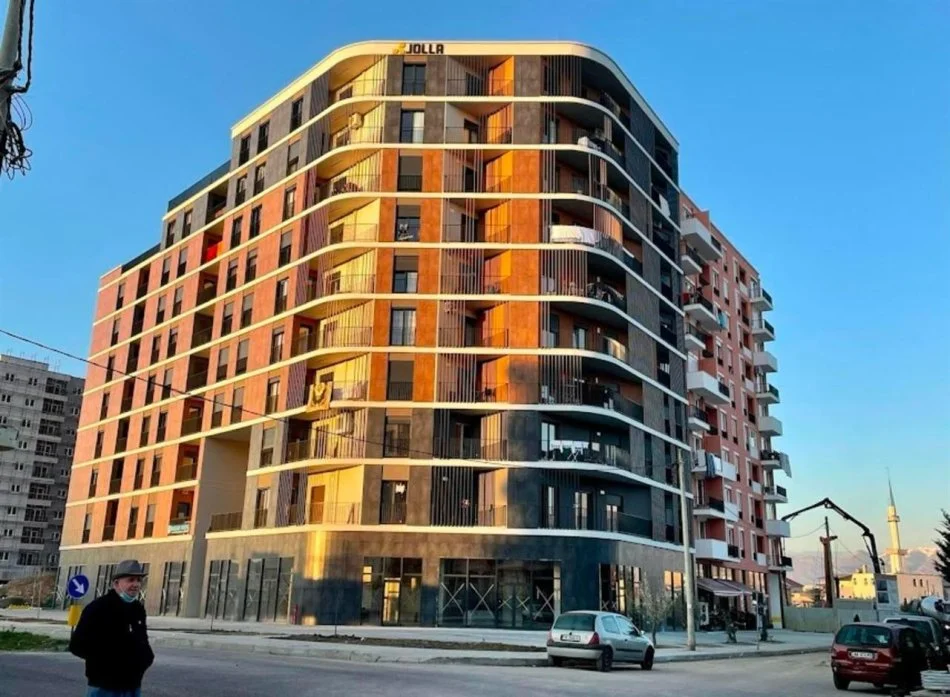 Tirane, shitet apartament 1+1 Kati 7, 62 m² 98.000 € (Unaza e Re)