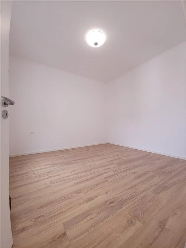 Tirane, shes 1+1, Kati 7, 58 m² 120,000 € (ZOGU I ZI)