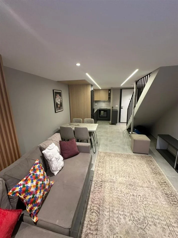 Tirane, shitet apartament duplex 1+1 Kati 1, 75 m² 119.000 € (GOLDEN PARK 3)