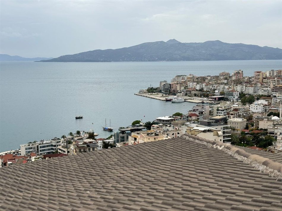 Sarande, shitet apartament 3+1 Kati 7, 178 m² 250.000 € (Sarande)