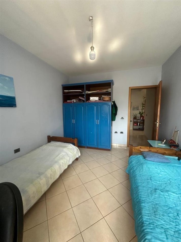 Tirane, shitet Vile 2 Katshe Kati 2, 465 m² 220.000 € (Misto Mame)