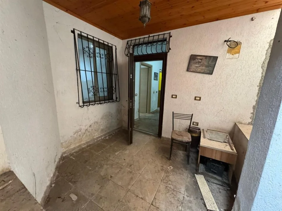 Durres, shitet shtepi 1 Katshe Kati 1, 150 m² 130.000 € (ISH RAJONI POLICISE DURRES)