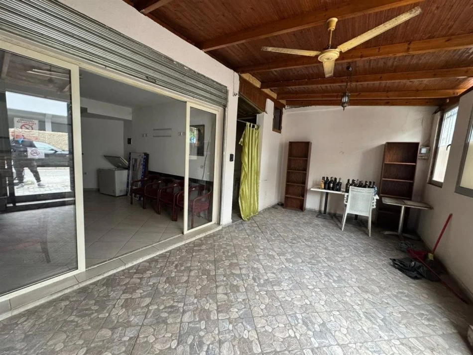 Durres, shitet shtepi 1 Katshe Kati 1, 150 m² 130.000 € (ISH RAJONI POLICISE DURRES)
