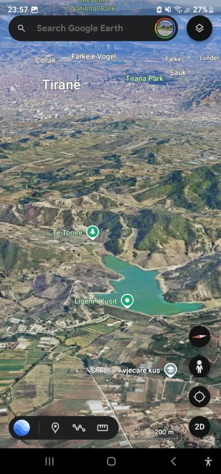 SHITET: 🟤 Tokë Vreshtë Në Kashar ( Buzë Liqenit të Kusit / Kasharit )📍Sip. 9000 m² ( Tokë e Verdhë) 520,000€😮