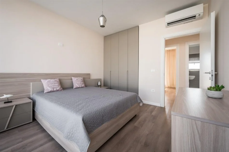 Durres, shitet Vile 2+1 Kati 0, 134 m² 480.000 € (Gjiri i Lalezit)