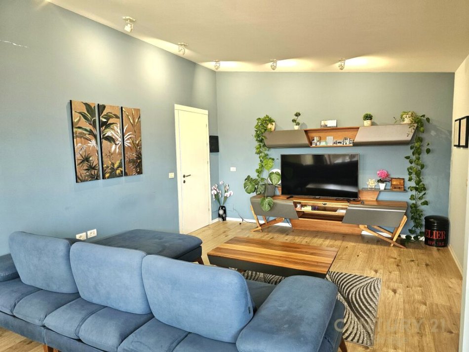 Tirane, shitet apartament 2+1 Kati 11, 100 m² 200.000 € (Komuna e Parisit)