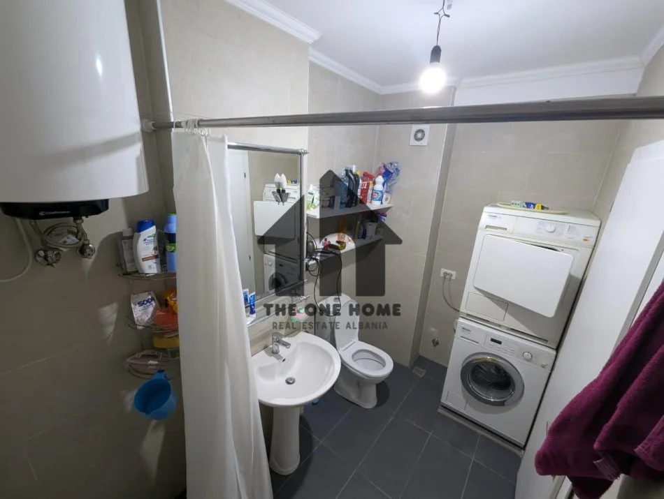 Tirane, jepet me qera apartament 1+1+Ballkon Kati 2, 70 m² 400 € (Fresku - Shkoze)