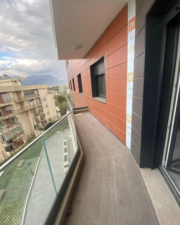 Tirane, shitet 2+1 Kati 3, 99 m² 218.000 € (Xhon kenedi)
