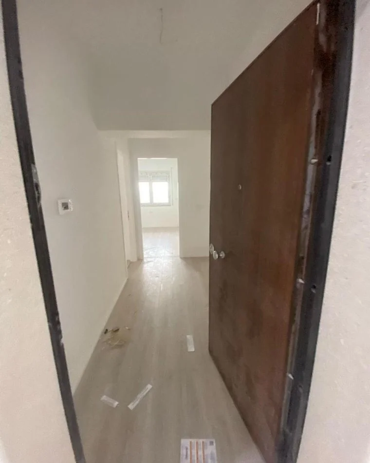 Tirane, shitet 2+1 Kati 3, 99 m² 218.000 € (Xhon kenedi)