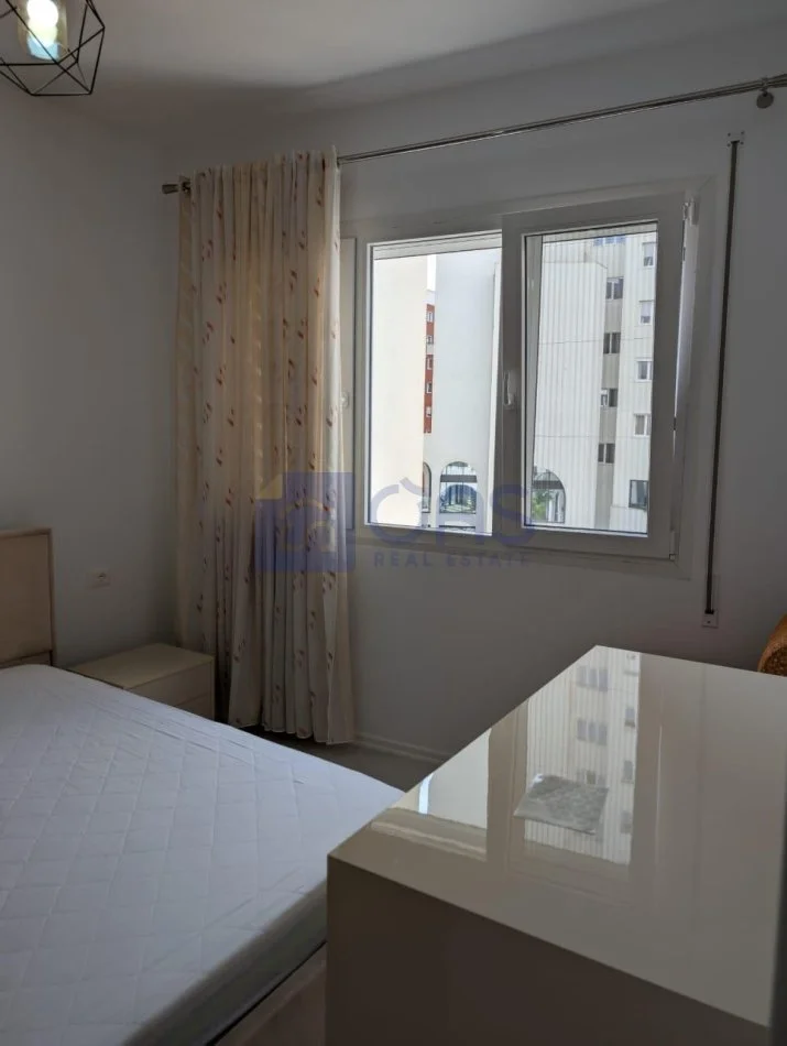 Tirane, jepet me qera apartament 2+1+Aneks+Ballkon Kati 2, 96 m² 650 € (River Residence, Astir (ngjitur me Green City))