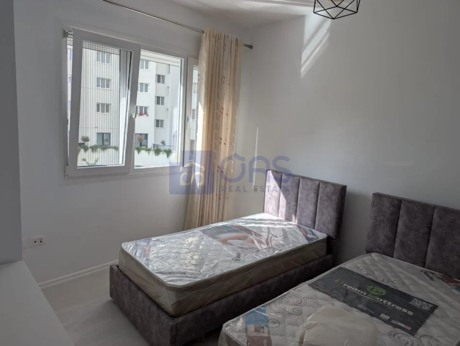 Tirane, jepet me qera apartament 2+1+Aneks+Ballkon Kati 2, 96 m² 650 € (River Residence, Astir (ngjitur me Green City))