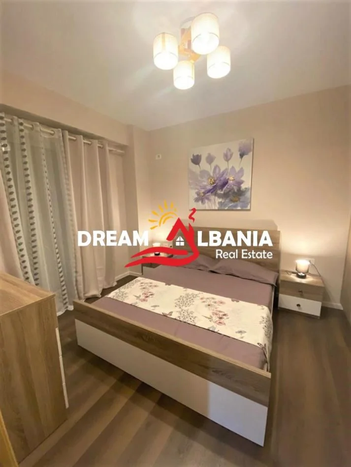Tirane, jepet me qera apartament 1+1 , 70 m² 650 € (tek Kompleksi Delijorgji)