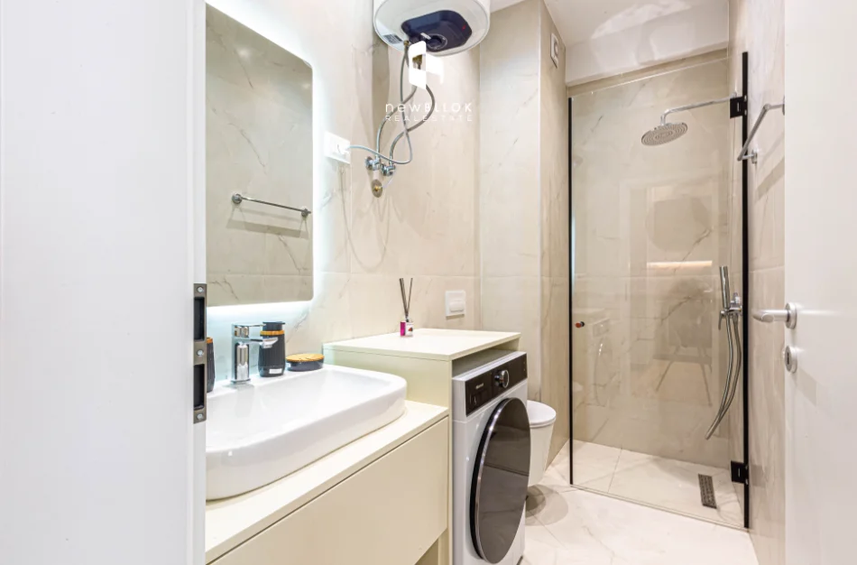Me Qera: 🏡 Apartamenti 1+1 më Luxury në Residencën Kadiu - Ali Demi📍) 100% I Ri | 50m², Kati 7 (P2026) Cdo gjë në Qese | 45.000 Leke/Muaj ✨